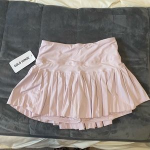 {NWT} GOLDHINGE TENNIS SKIRT